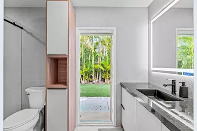 1725 NE 23rd Avenue, Fort Lauderdale, FL 33305 - Photo 30