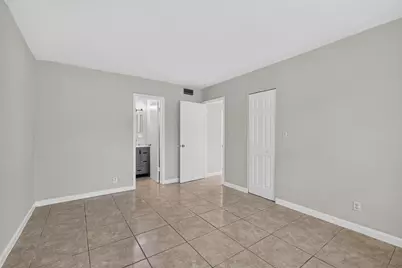 151 SE 6th Avenue #16, Pompano Beach, FL 33060 - Photo 6