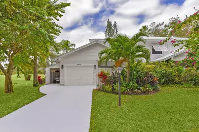 12698 SE Cascades Court, Hobe Sound, FL 33455 - Photo 2