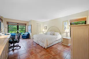2206 S Cypress Bend Dr, Pompano Beach, FL 33069 - Photo 14
