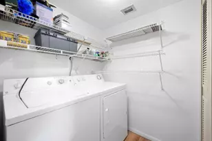 2206 S Cypress Bend Dr, Pompano Beach, FL 33069 - Photo 24