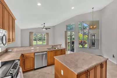 7203 Arcadia Bay Court, Delray Beach, FL 33446 - Photo 10