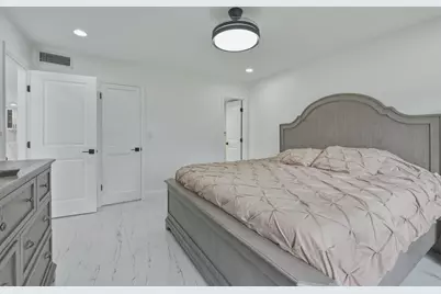 8970 S Hollybrook Boulevard #308, Pembroke Pines, FL 33025 - Photo 4