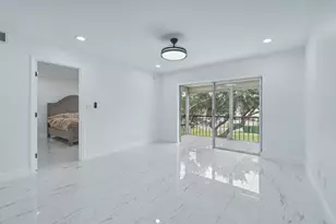 8970 S Hollybrook Blvd, Pembroke Pines, FL 33025 - Photo 10