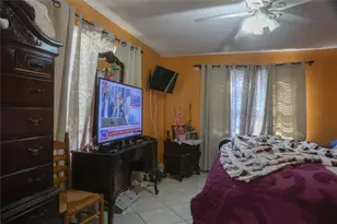 8220 SW 24th St, North Lauderdale, FL 33068 - Photo 8