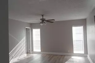 827 NW 87th Ave, Coral Springs, FL 33071 - Photo 26