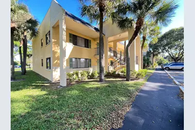 118 Meadows Circle, Boynton Beach, FL 33436 - Photo 1