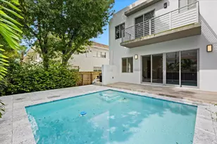 828 SW 30th St, Fort Lauderdale, FL 33315 - Photo 2