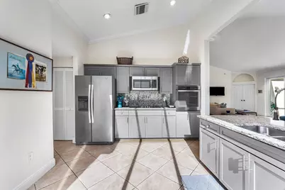 2514 Muir Circle, Wellington, FL 33414 - Photo 14