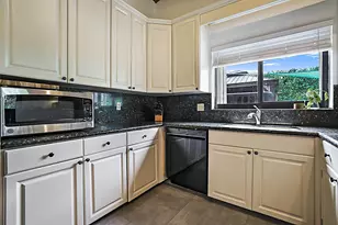 941 Bayberry Point Dr, Plantation, FL 33324 - Photo 14
