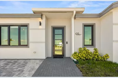 1422 Herzog Drive, Okeechobee, FL 34974 - Photo 2