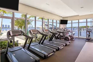17301 Biscayne Blvd, North Miami Beach, FL 33160 - Photo 54