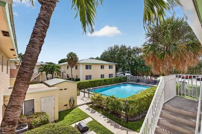 901 Pine Drive #9, Pompano Beach, FL 33060 - Photo 1