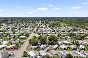8609 SW 17th Ct, Davie, FL 33324 - Photo 48
