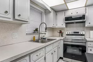 5300 Washington St, Hollywood, FL 33021 - Photo 12