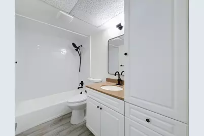 3121 NE 51st Street NE #102E, Fort Lauderdale, FL 33308 - Photo 38