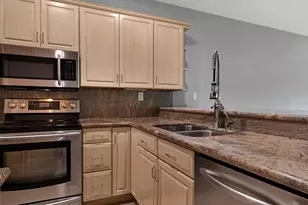 1301 N Riverside Dr, Pompano Beach, FL 33062 - Photo 12