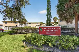 909 Pine Dr, Pompano Beach, FL 33060 - Photo 10