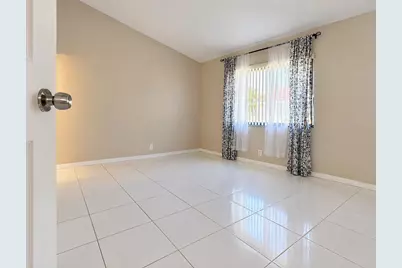3559 Riverside Drive #3559, Coral Springs, FL 33065 - Photo 10