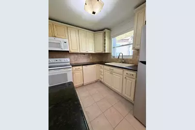 702 Lori Drive #185, Palm Springs, FL 33461 - Photo 4