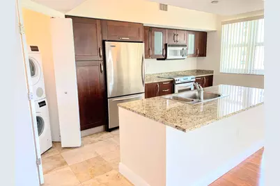 19900 E Country Club Drive #1020 ST, Aventura, FL 33180 - Photo 2