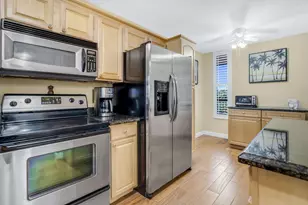 6427 Coral Lake Dr, Margate, FL 33063 - Photo 4