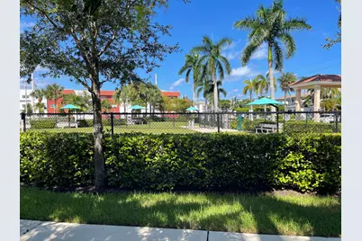 450 Layne Boulevard #14, Hallandale Beach, FL 33009 - Photo 8