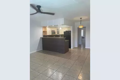 450 Layne Boulevard #14, Hallandale Beach, FL 33009 - Photo 2