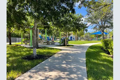 450 Layne Boulevard #14, Hallandale Beach, FL 33009 - Photo 6
