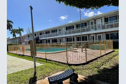 450 Layne Boulevard #14, Hallandale Beach, FL 33009 - Photo 1