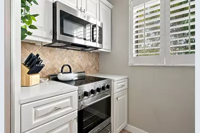 624 Orton Avenue #19, Fort Lauderdale, FL 33304 - Photo 10