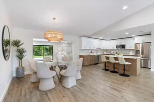 6111 White Oak Ln, Tamarac, FL 33319 - Photo 2