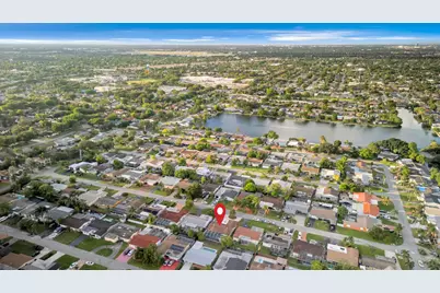 6736 Pansy Drive, Miramar, FL 33023 - Photo 12
