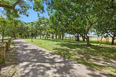 18921 NW 24th Avenue, Miami Gardens, FL 33056 - Photo 30