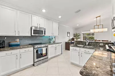 8335 Duomo Circle, Boynton Beach, FL 33472 - Photo 16