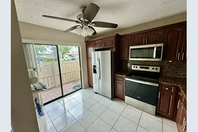 535 Banks Road #2-521, Margate, FL 33063 - Photo 6