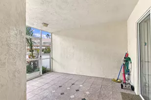 7605 Trent Dr, Tamarac, FL 33321 - Photo 6