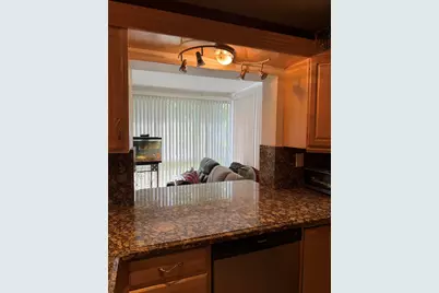 8106 NW 59th Court, Tamarac, FL 33321 - Photo 6