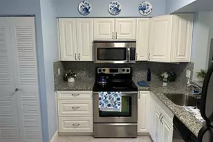 260 NW 76th Ave, Margate, FL 33063 - Photo 2