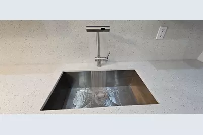 801 NW 47th Avenue #120w, Miami, FL 33126 - Photo 6