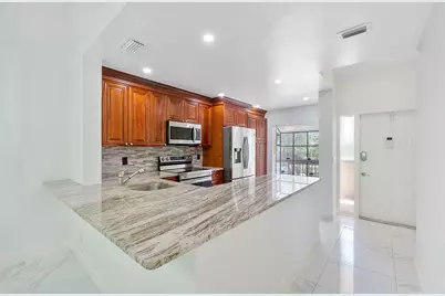 1913 SW 15th Street #24, Deerfield Beach, FL 33442 - Photo 4