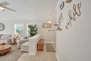 8932 S Lake Park Circle S, Davie, FL 33328 - Photo 8