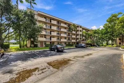 2768 Carambola Circle S #302, Coconut Creek, FL 33066 - Photo 16