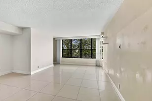 2768 Carambola Cir S, Coconut Creek, FL 33066 - Photo 32