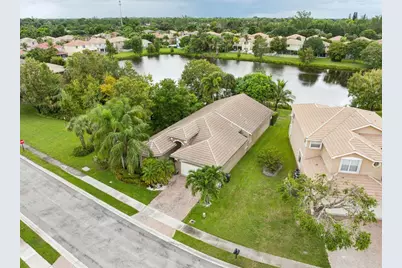 5521 Albin Drive, Greenacres, FL 33463 - Photo 8