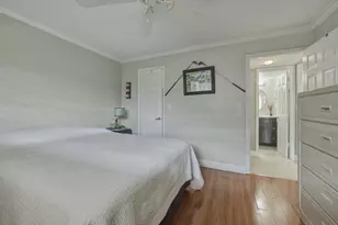 9411 N Hollybrook Lake Dr, Pembroke Pines, FL 33025 - Photo 18