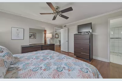 9411 N Hollybrook Lake Drive #108, Pembroke Pines, FL 33025 - Photo 16