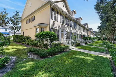 340 Jacaranda Drive, Jupiter, FL 33458 - Photo 2