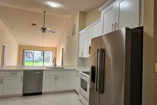 7225 Solandra Ln, Tamarac, FL 33321 - Photo 4