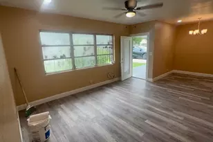 957 NE 15th Ave, Okeechobee, FL 34972 - Photo 6